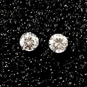 5MM CZ Stud Earrings!